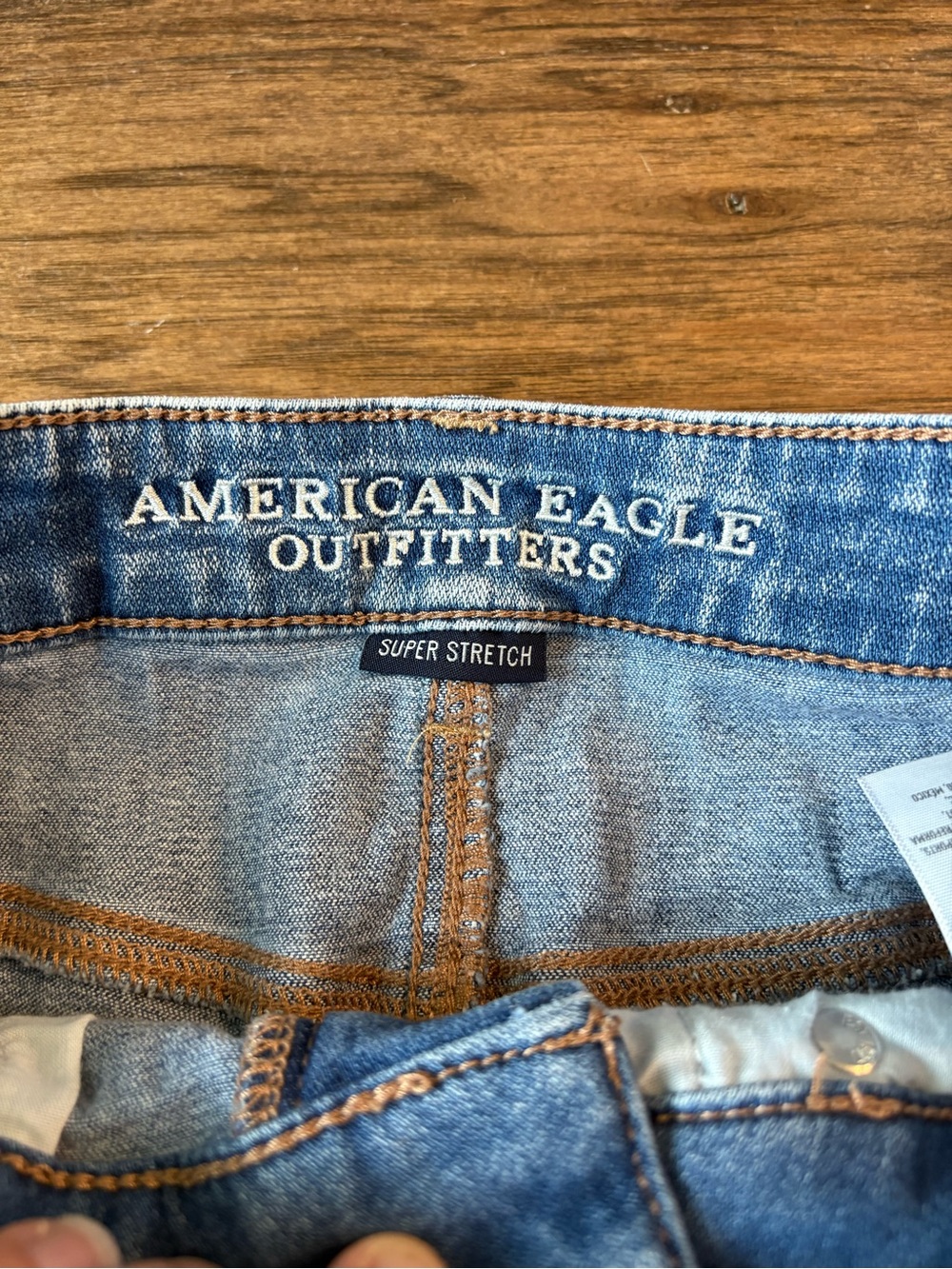 American Eagle Outfitters Blue Distressed Denim Jean Shorts with Zipper Details - Picture 2 of 6